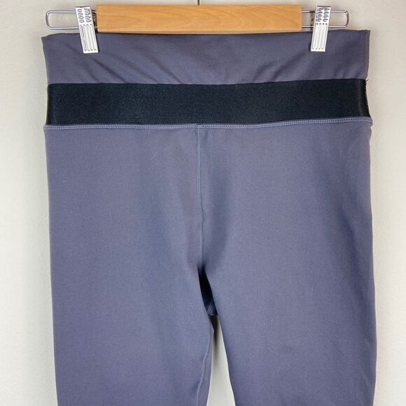 Fabletics High Rise Cropped Leggings - Picture 4 of 7